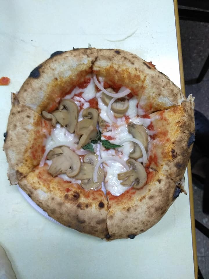 פיצה במחלקת הנוער במרכז לבריאות הנפש