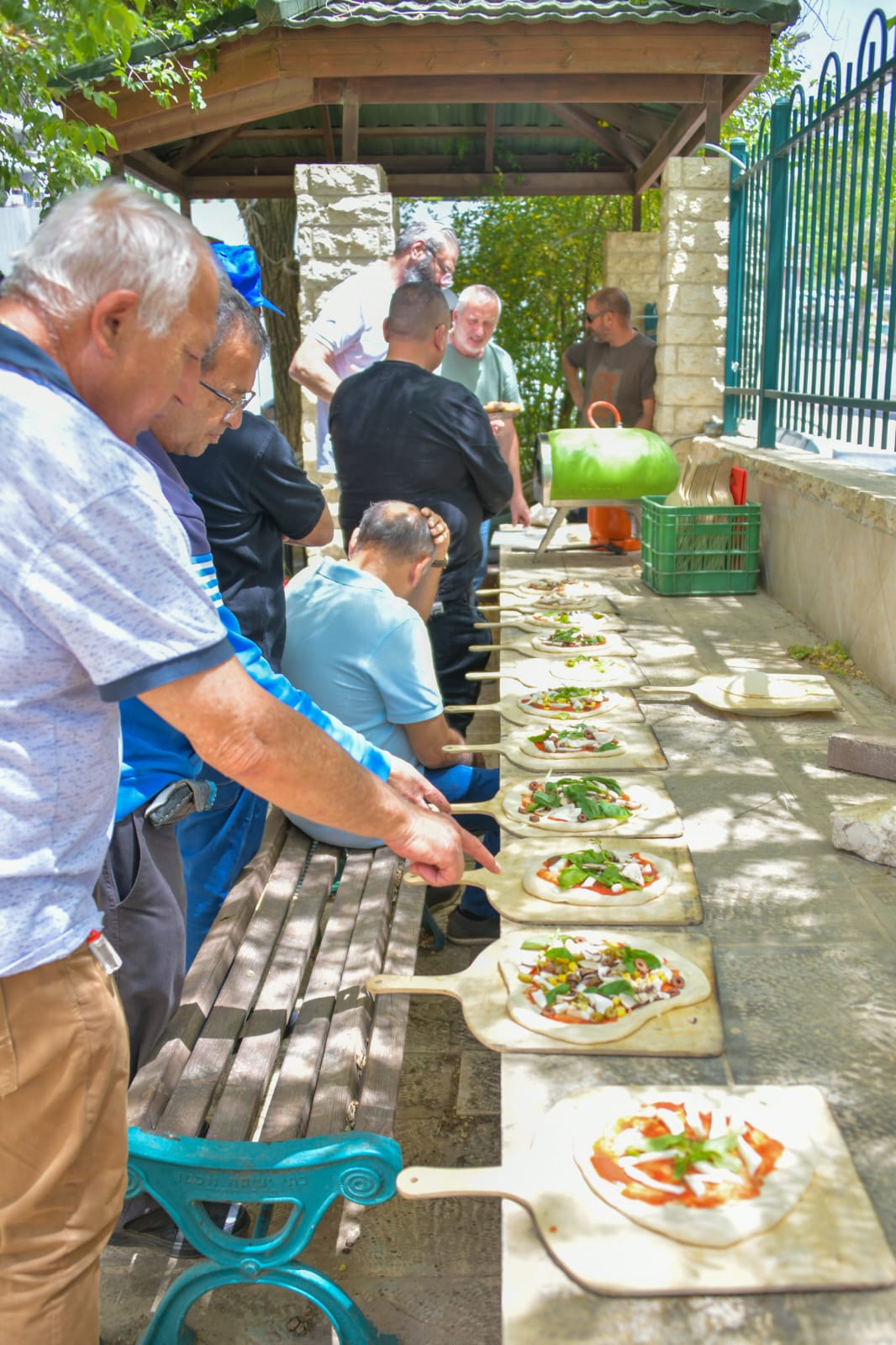 סדנת פיצה לקבוצת נכי צה"ל בירושלים