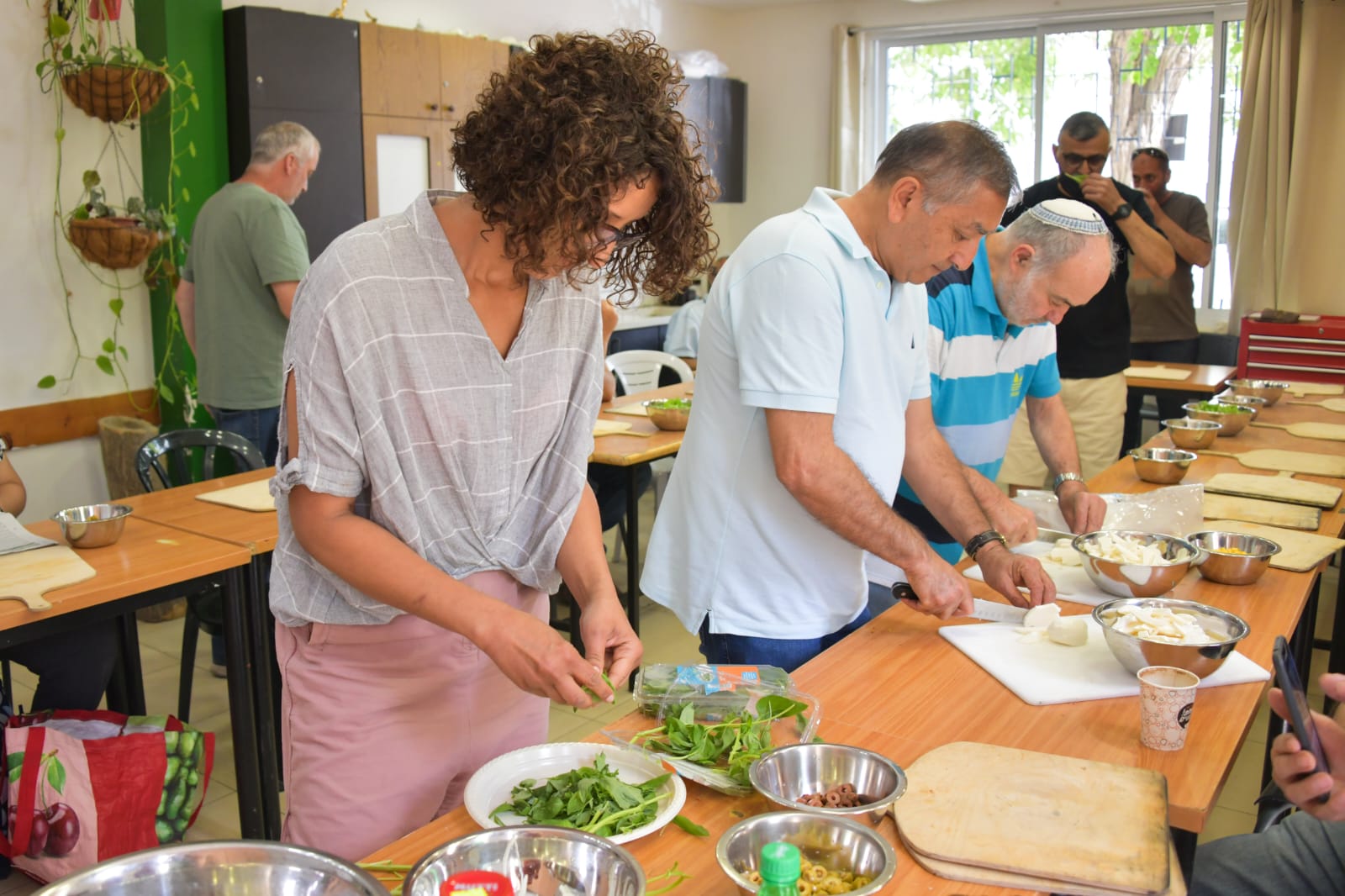 סדנת פיצה לקבוצת נכי צה"ל בירושלים