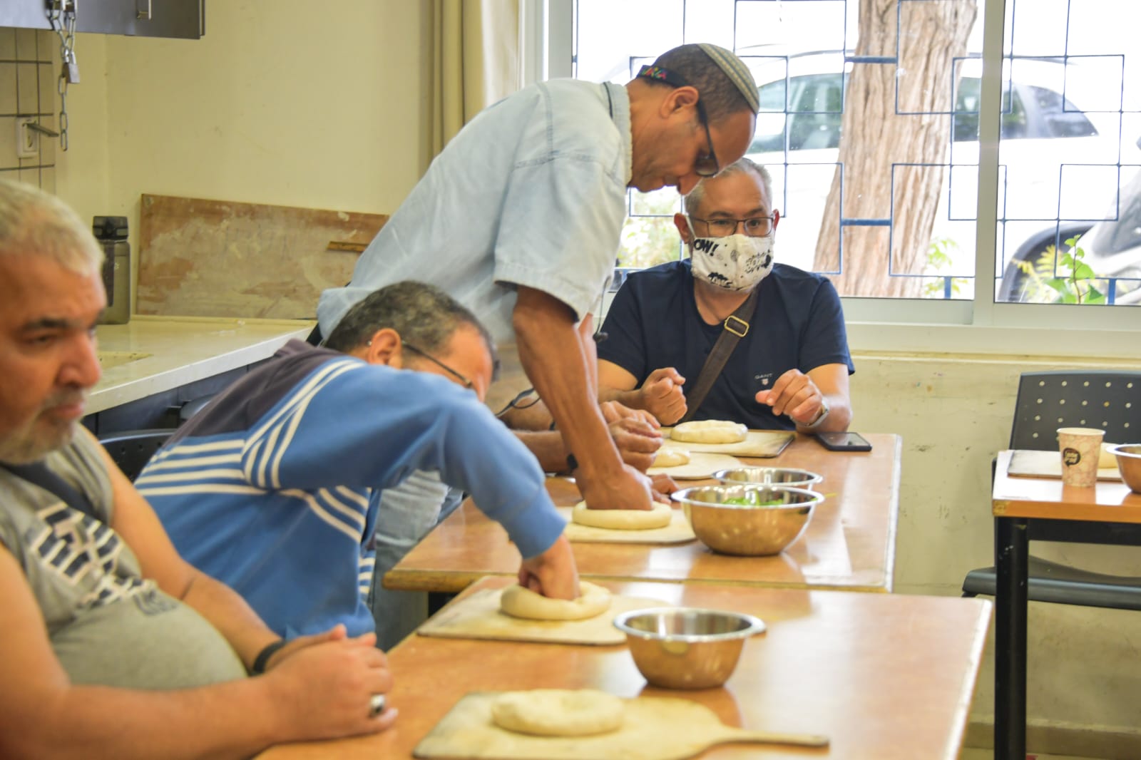 סדנת פיצה לקבוצת נכי צה"ל בירושלים