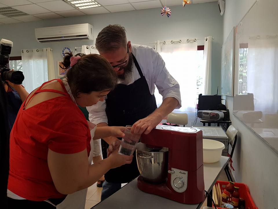 סדנת פיצה במכללה לכישורי חיים