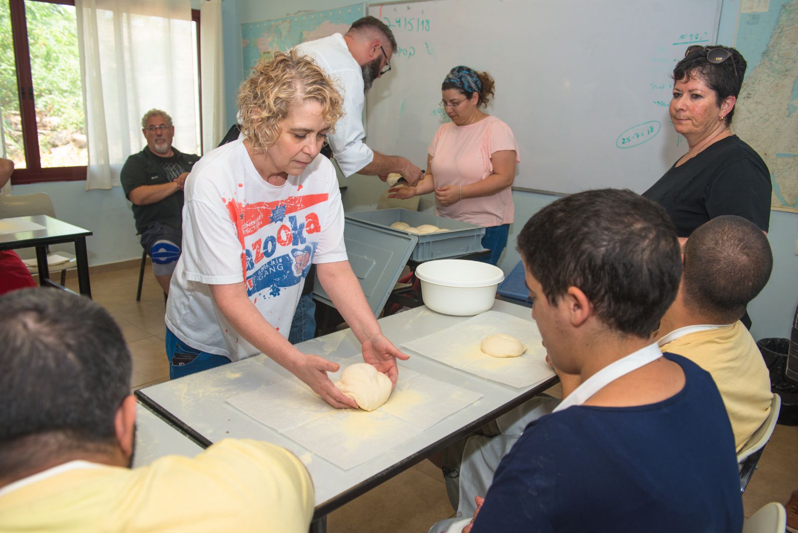 סדנת פיצה במכללה לכישורי חיים