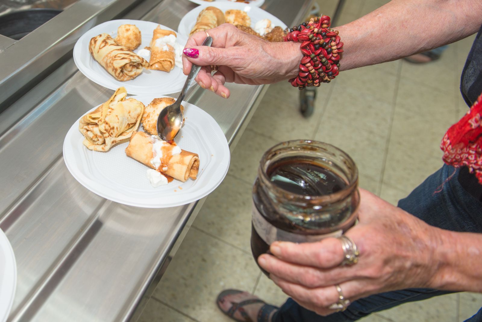 שבועות במעון ניצולי השואה