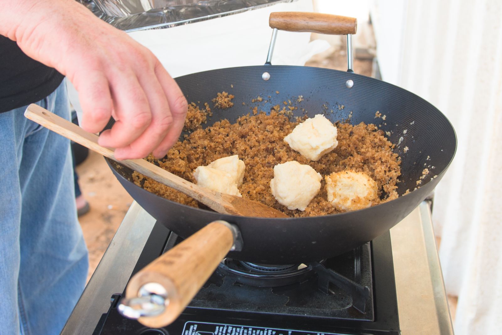שבועות במעון ניצולי השואה