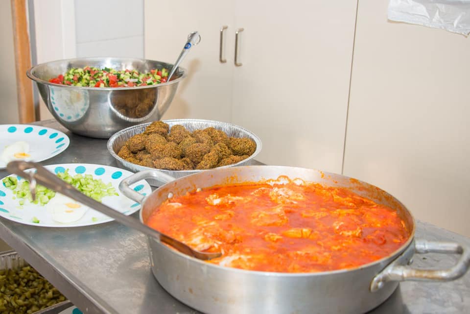 ארוחת ל"ג בעומר במעון ניצולי השואה