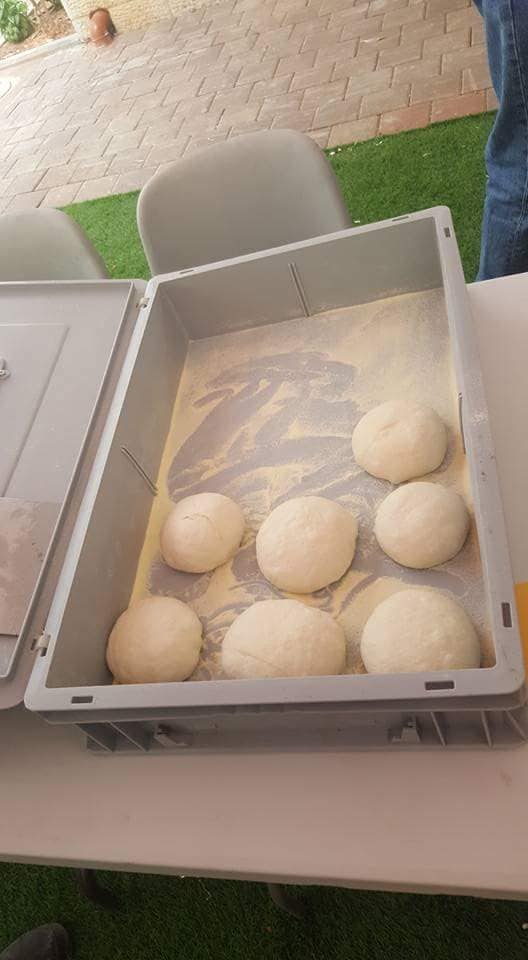 סדנת פיצה עם ילדים בעלי מוגבלויות