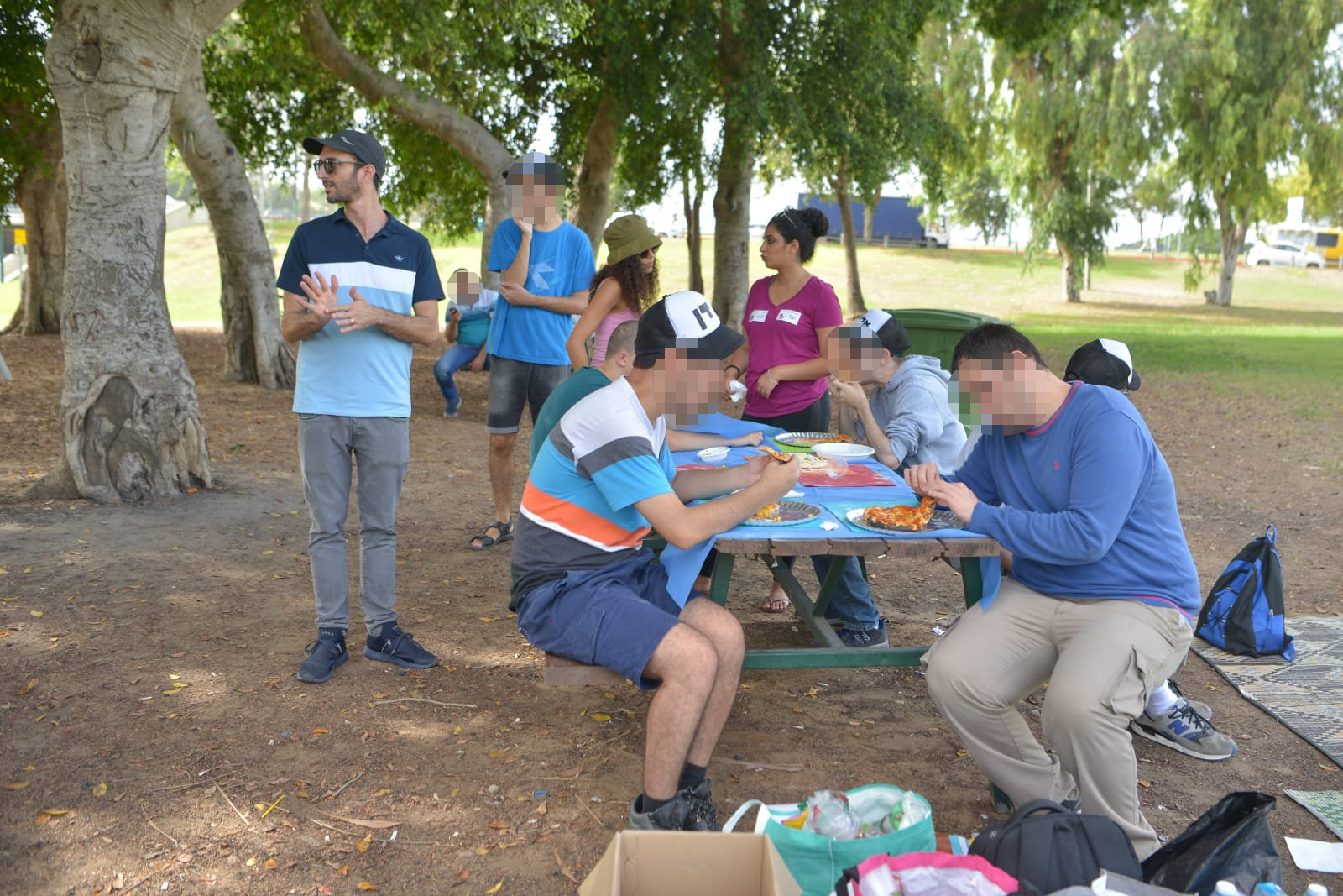 פיצה עם חניכי בית אקשטיין בטבע