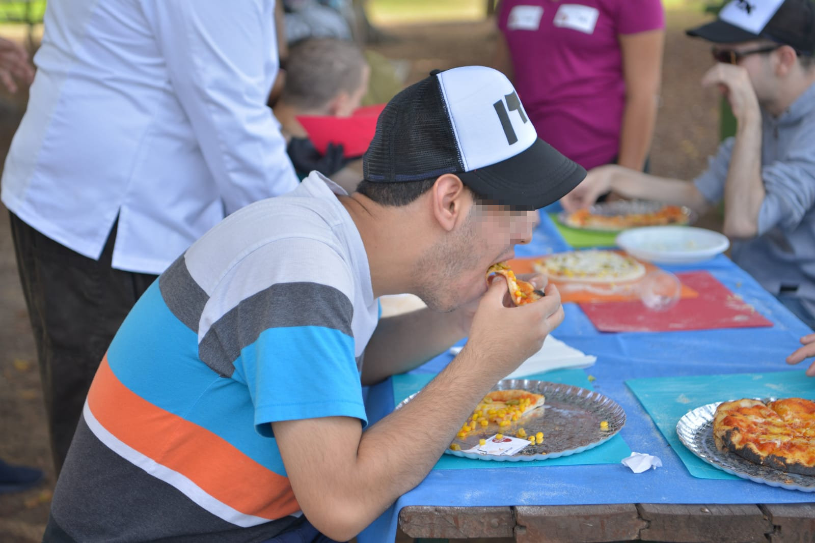 פיצה עם חניכי בית אקשטיין בטבע