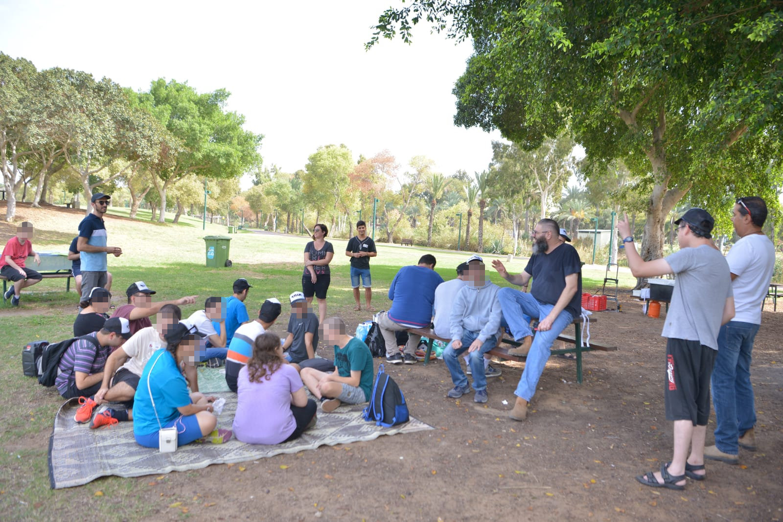 פיצה עם חניכי בית אקשטיין בטבע