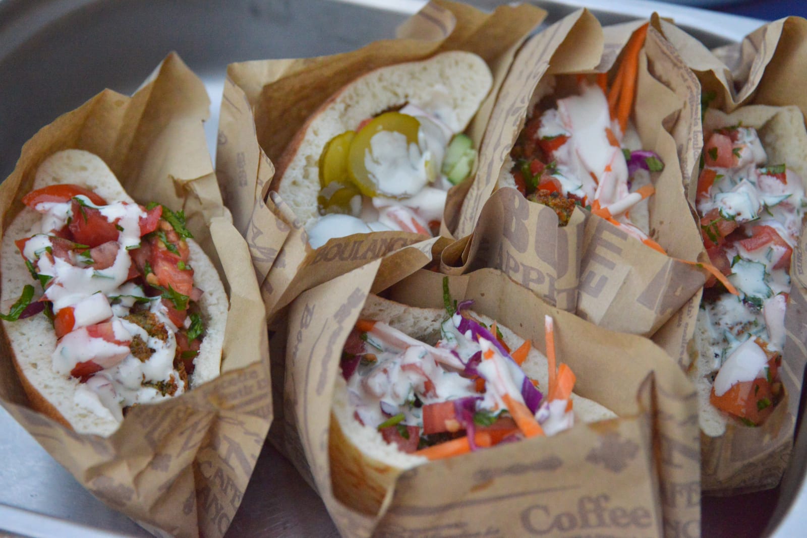 אחה"צ של מוסיקה ופלאפל בכפר עופרים