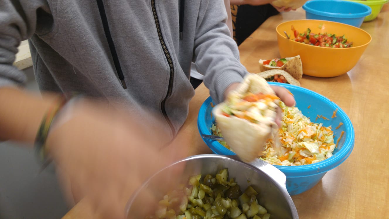 פלאפל במח' הילדים במרכז לבריאות הנפש