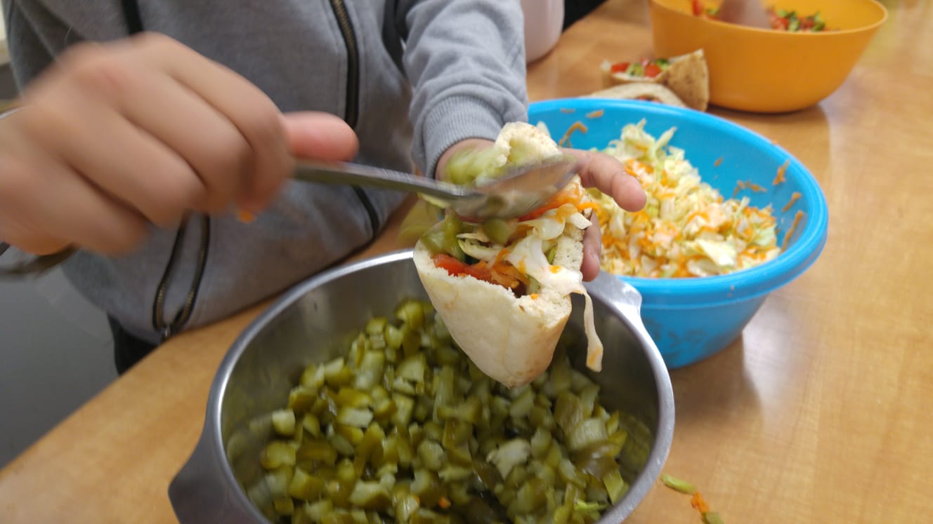 פלאפל במח' הילדים במרכז לבריאות הנפש