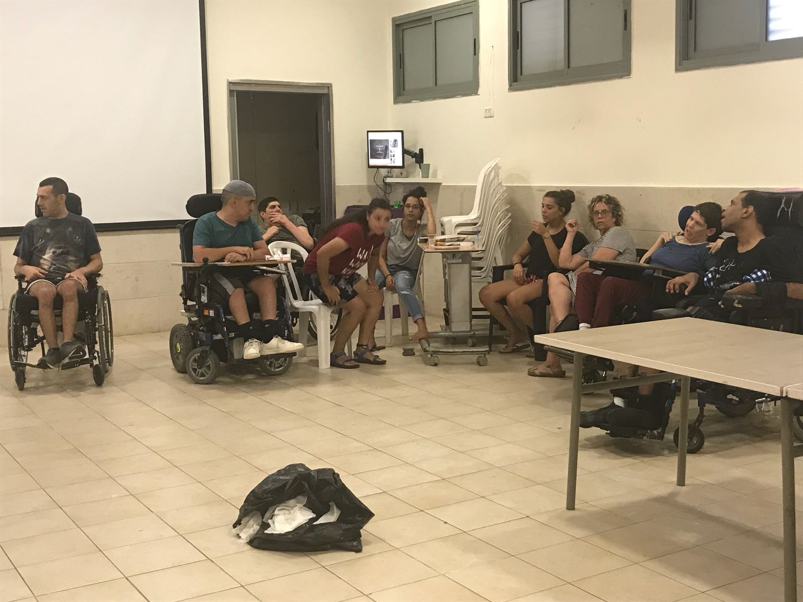 סדנת פיצה בבית נועם - יום 2 מ-3