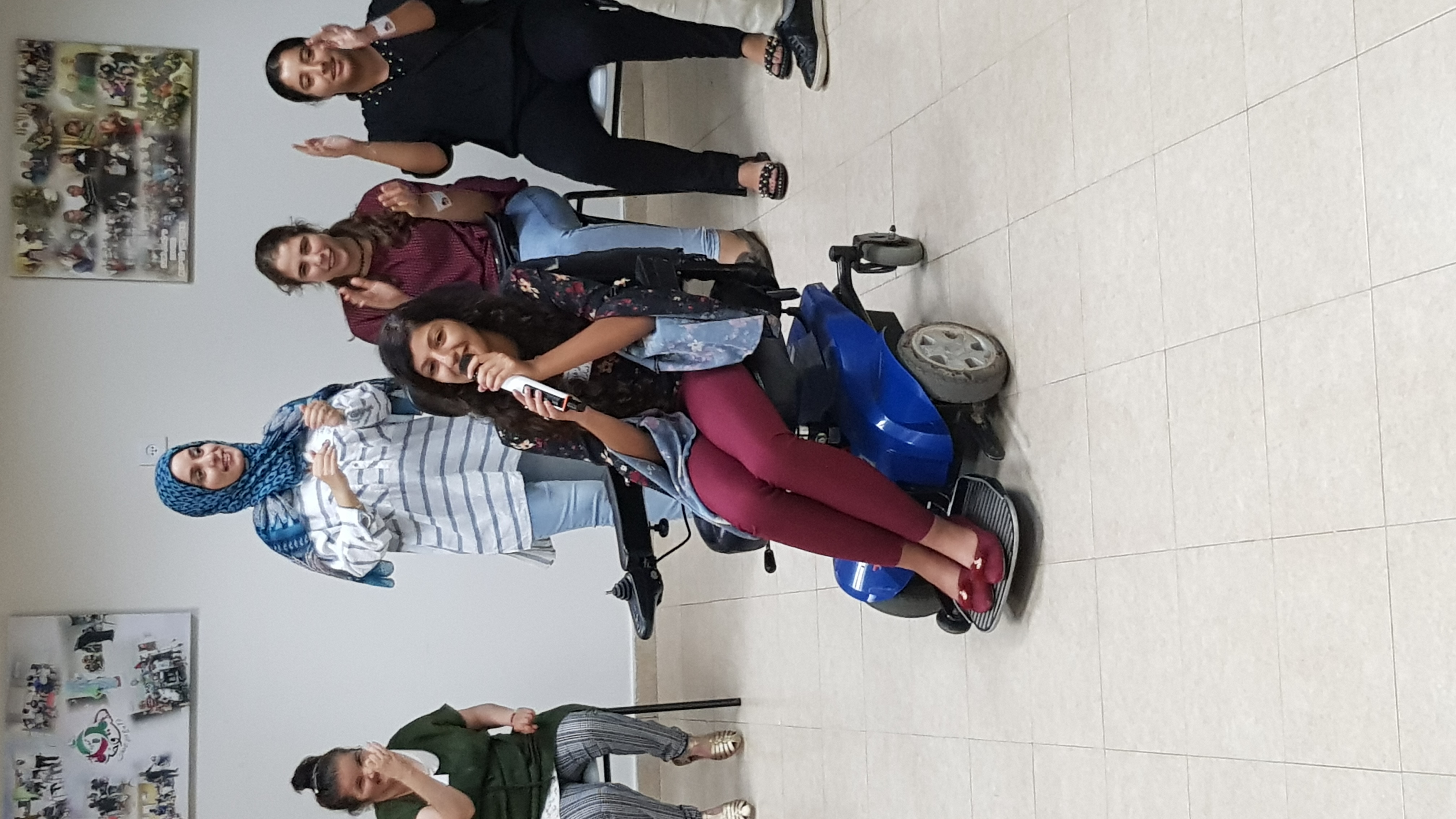 קרוב לבבות בין ילדים בעלי מוגבלויות