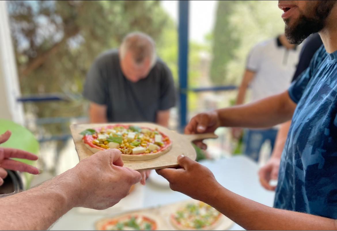 פיצה בפנימיית דארנא