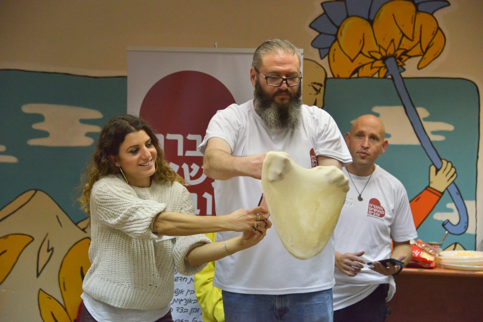 סדנת פיצה במרכז לנוער בסיכון