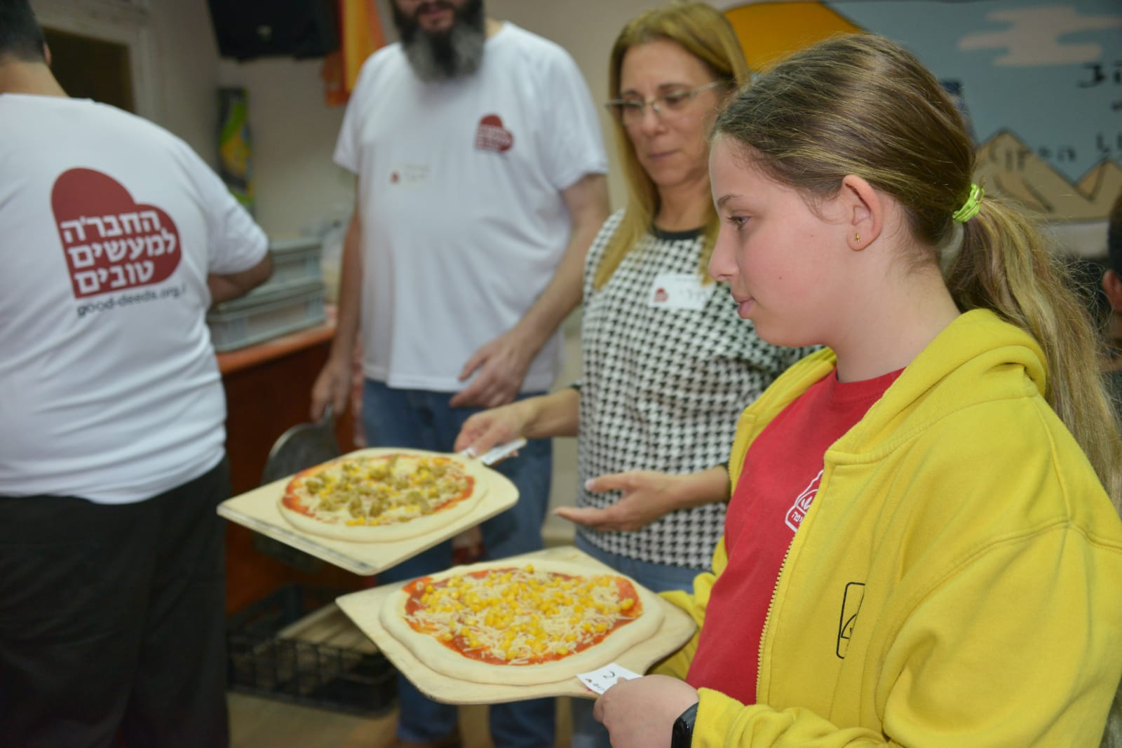 סדנת פיצה במרכז לנוער בסיכון