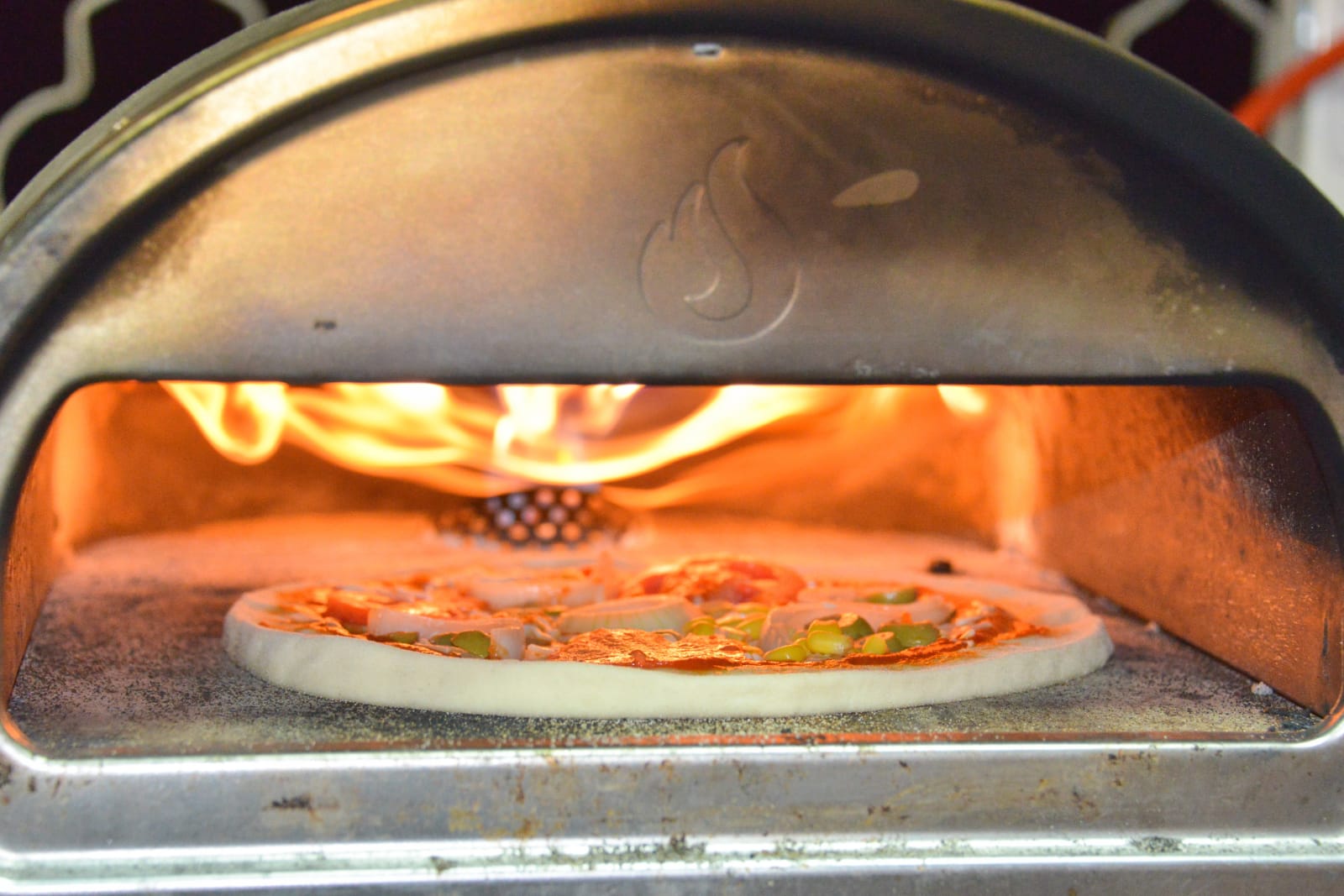 סדנת פיצה במרכז לנוער בסיכון