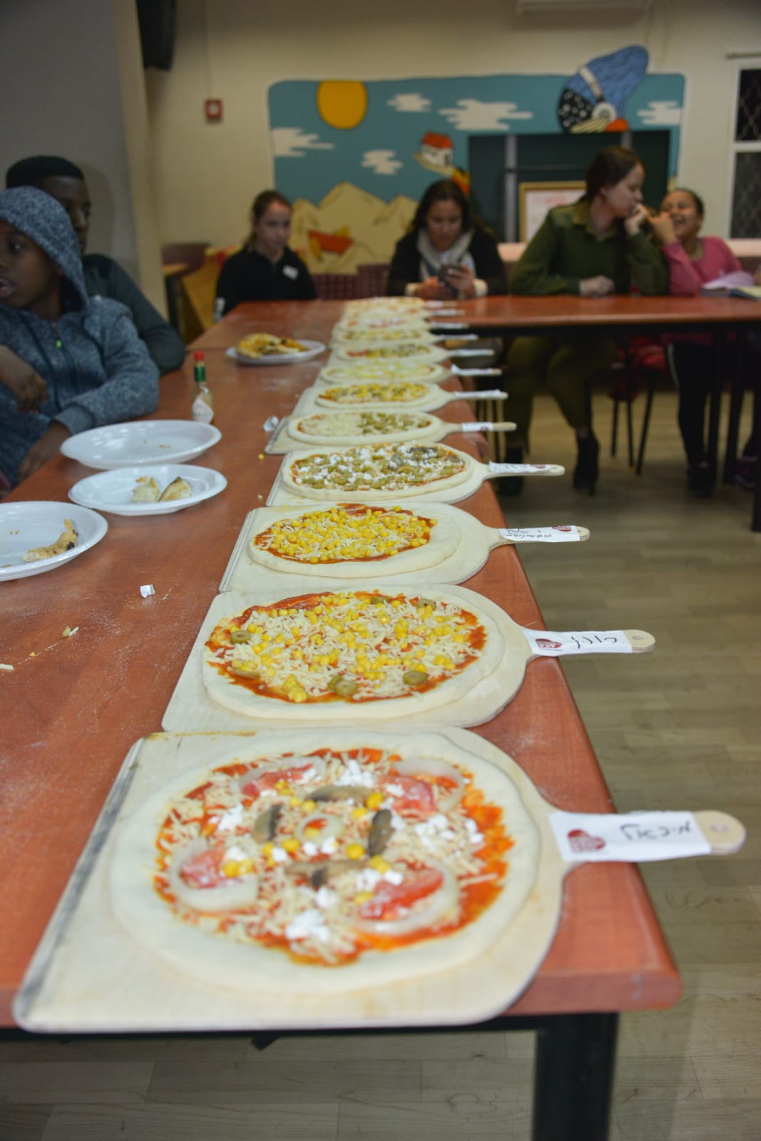 סדנת פיצה במרכז לנוער בסיכון