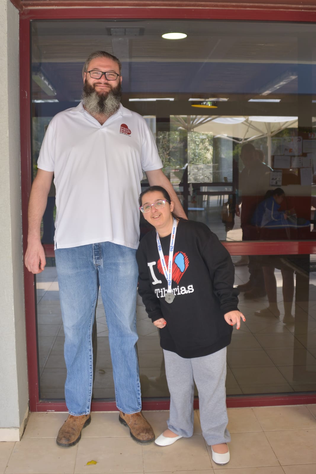 ארוחת המבורגרים במכללה לכישורי חיים