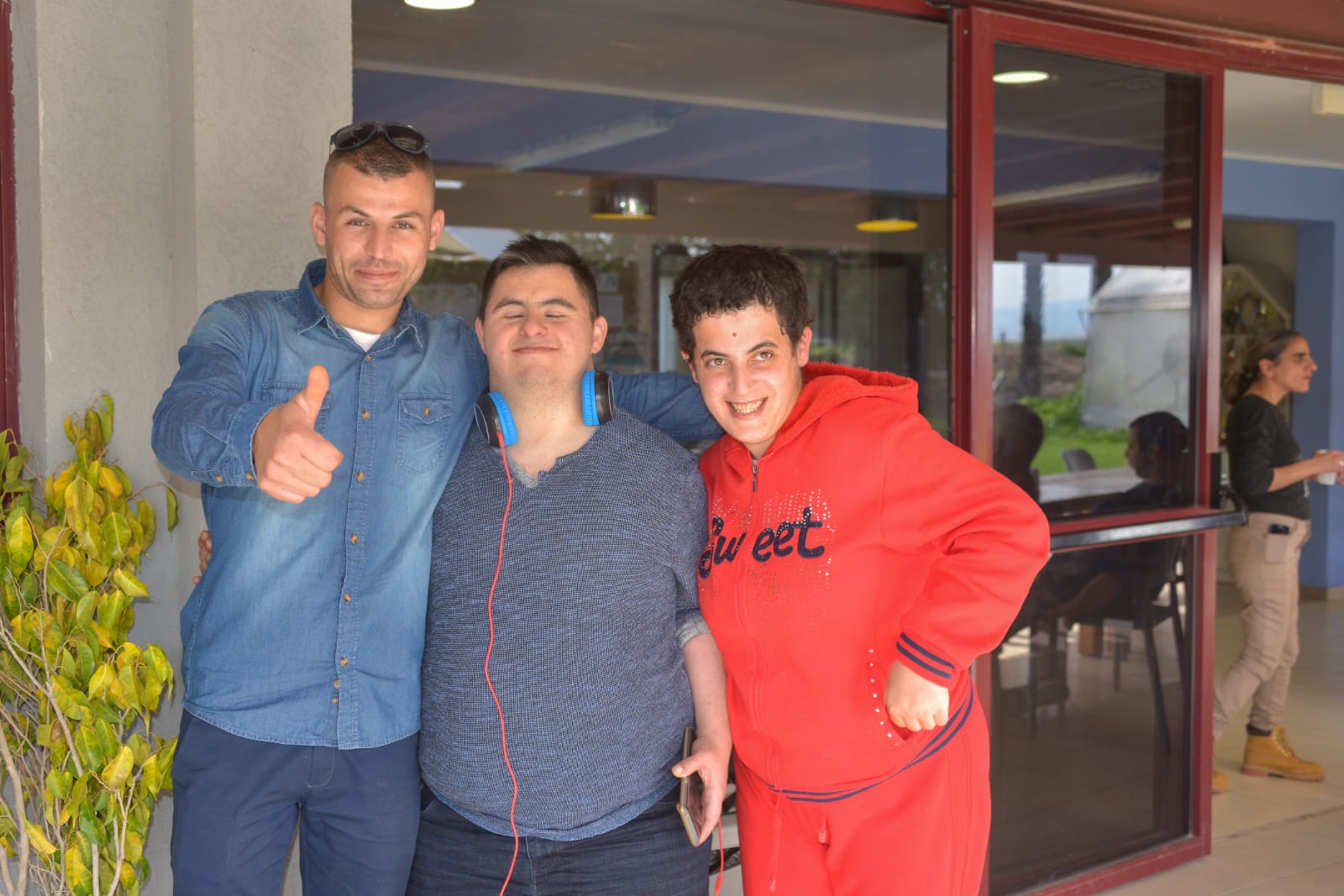 ארוחת המבורגרים במכללה לכישורי חיים