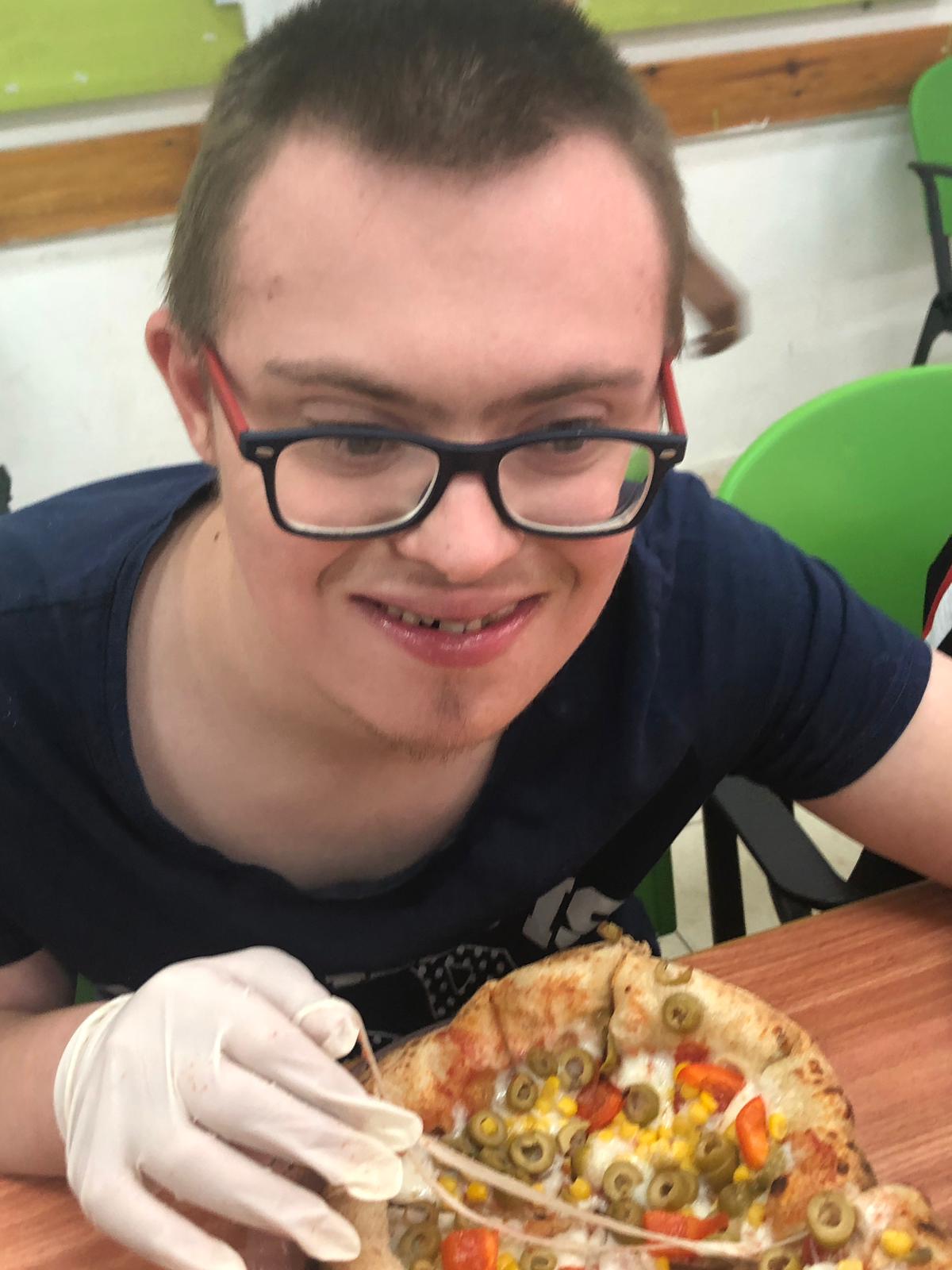 סדנת פיצה עם ילדי א"קים רמלה