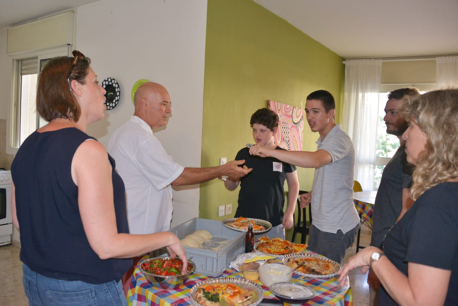 ילדי פרוייקט כפתור והשף צחי בוקששתר