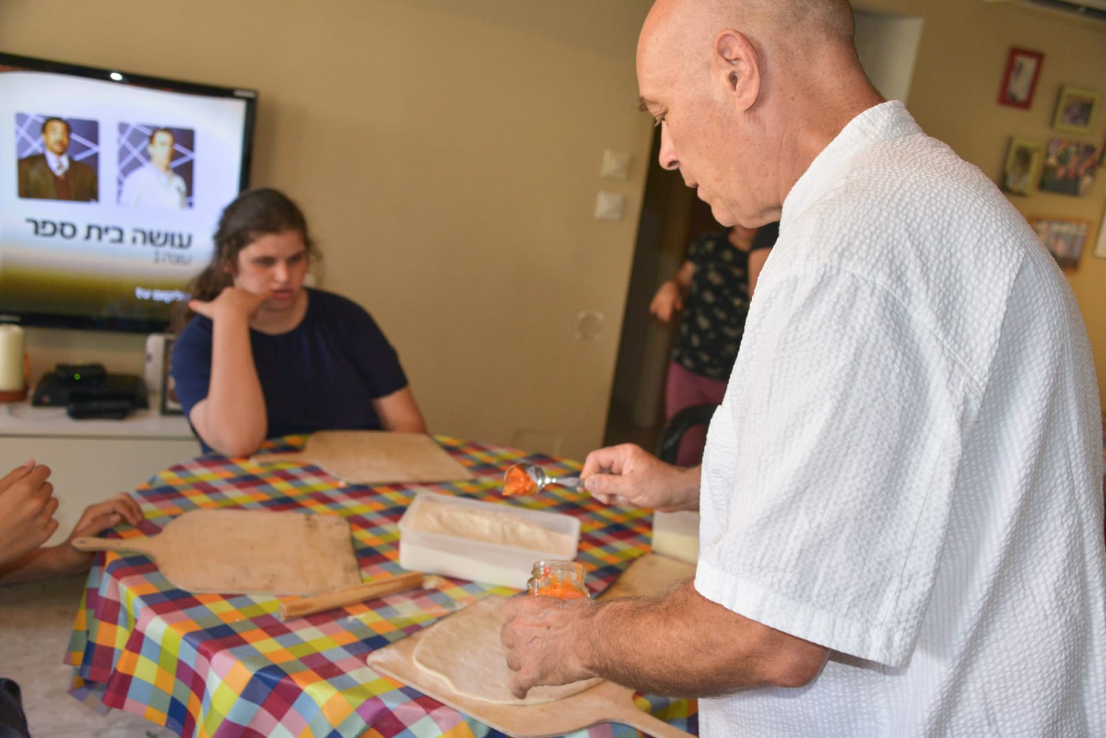 ילדי פרוייקט כפתור והשף צחי בוקששתר