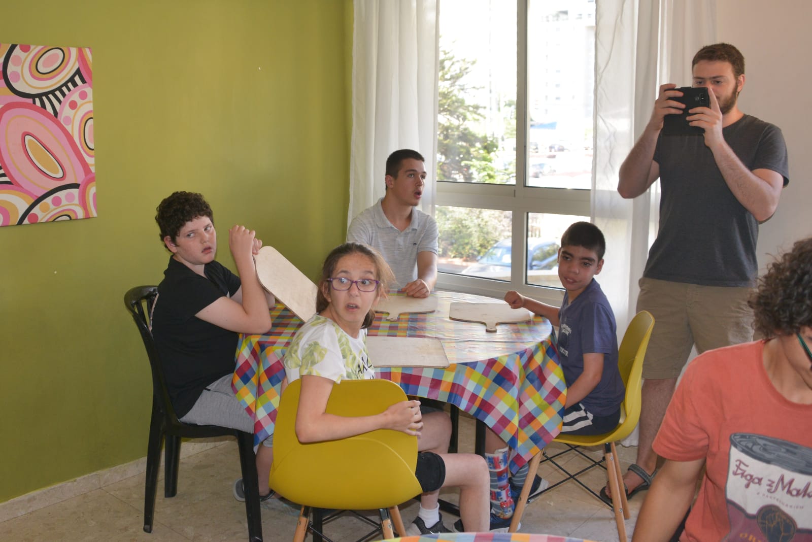 ילדי פרוייקט כפתור והשף צחי בוקששתר