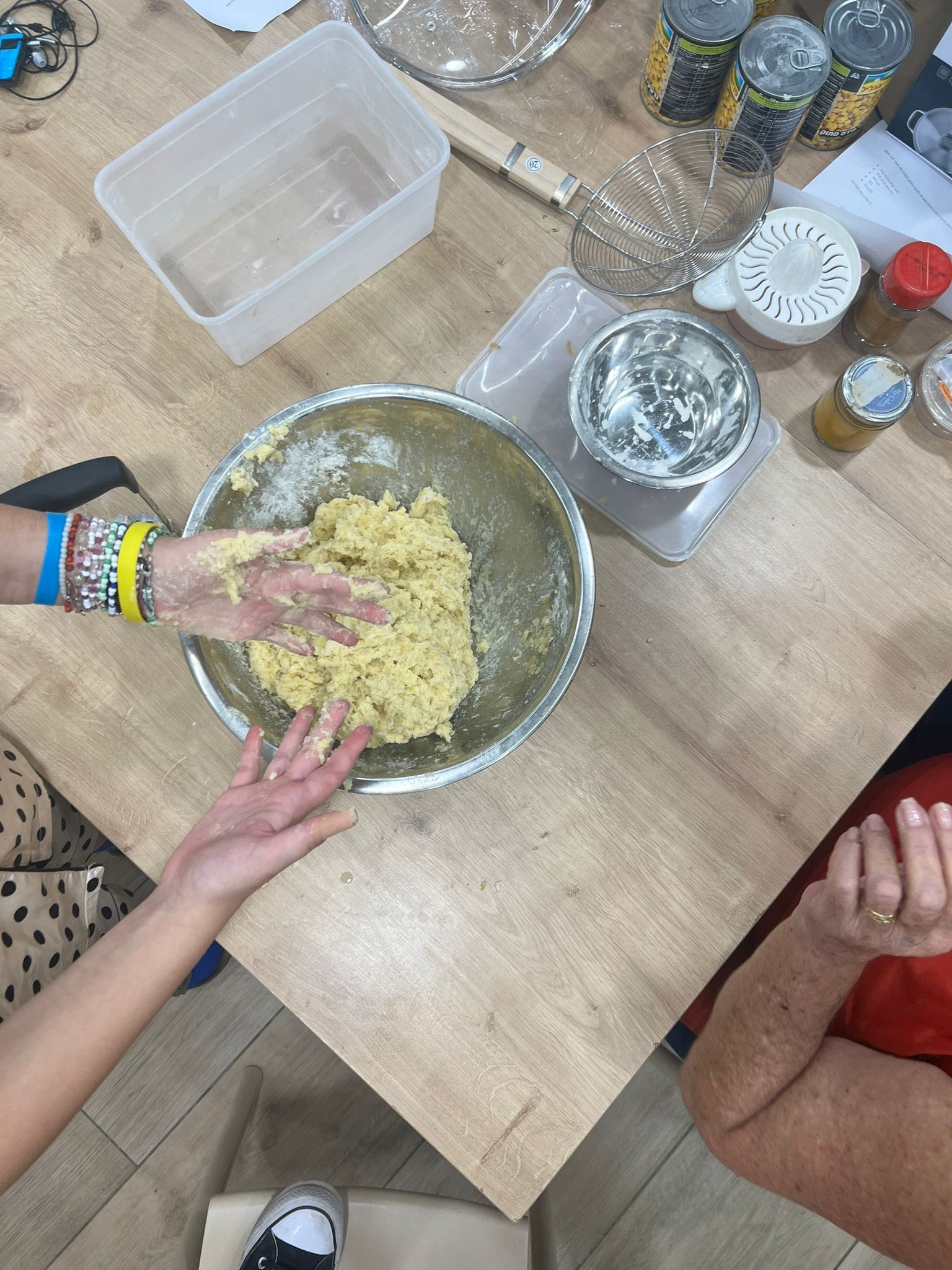 ארוחה איטלקית במחלקת הנוער בנס ציונה